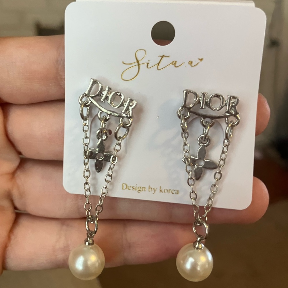 Silver fashion jewelry with pearl - Picture 3 of 3